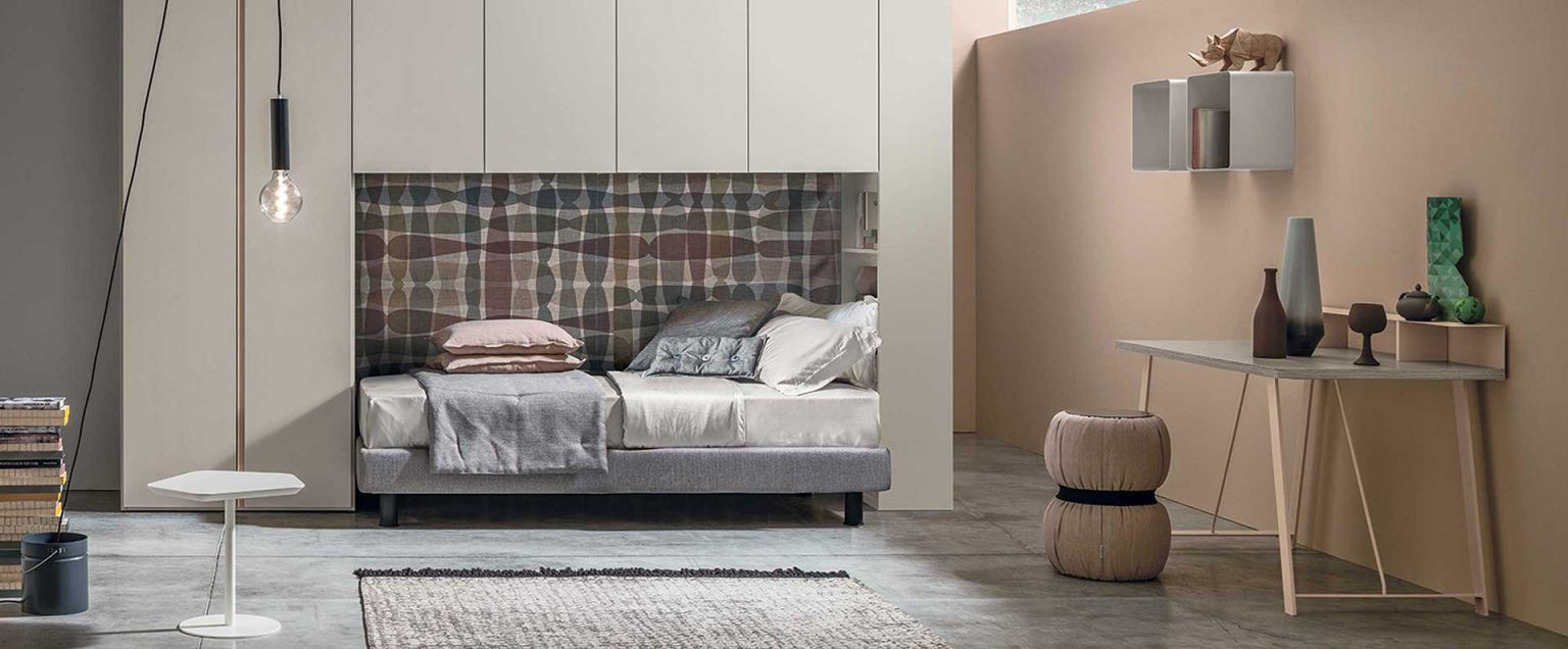 “Composition 08A children’s room by Tomasella – modern Italian kids’ bedroom with loft bed, built-in desk, and storage stairs”