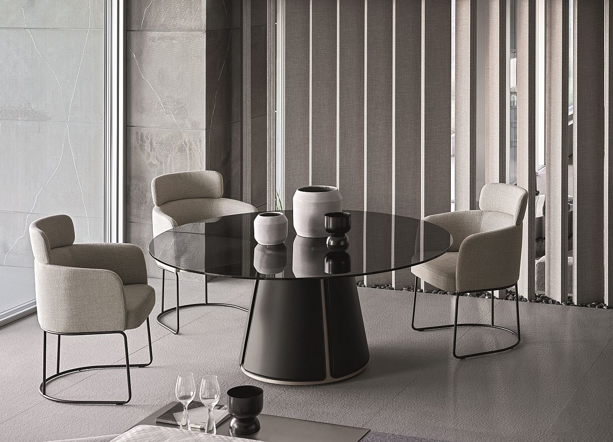 “Ditre Italia CLAIRE chair – contemporary Italian chair featuring clean lines and minimalist structure”