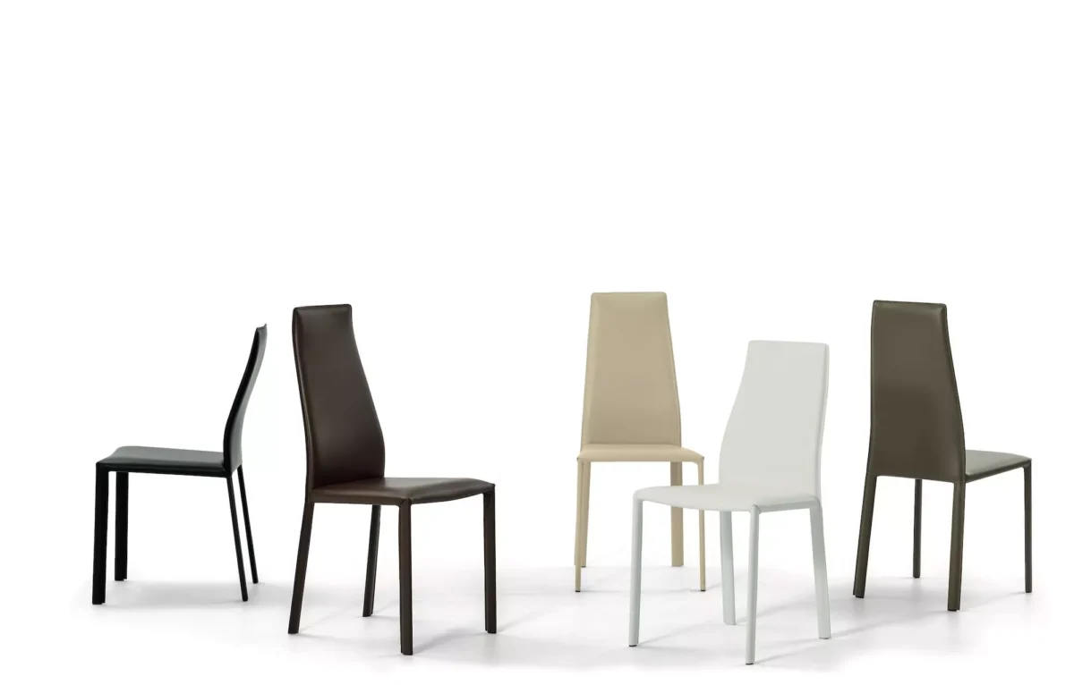 Contemporary kitchen bar with Delilah by Bontempi seating in neutral tones