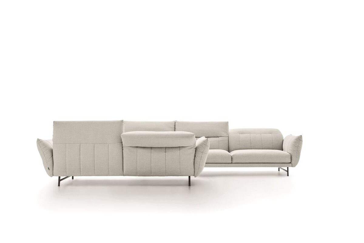 “ON LINE by Ditre Italia – elegant Italian sofa with clean lines, soft upholstery, and modular flexibility”