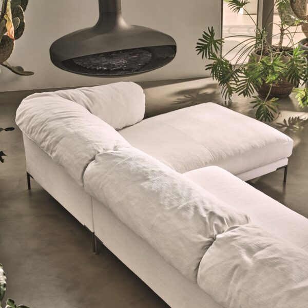 “DROP sofa by Ditre Italia – modern Italian modular sofa with rounded edges and soft, inviting upholstery”