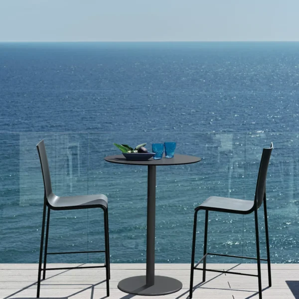 Bontempi Kate chair featuring slender metal legs