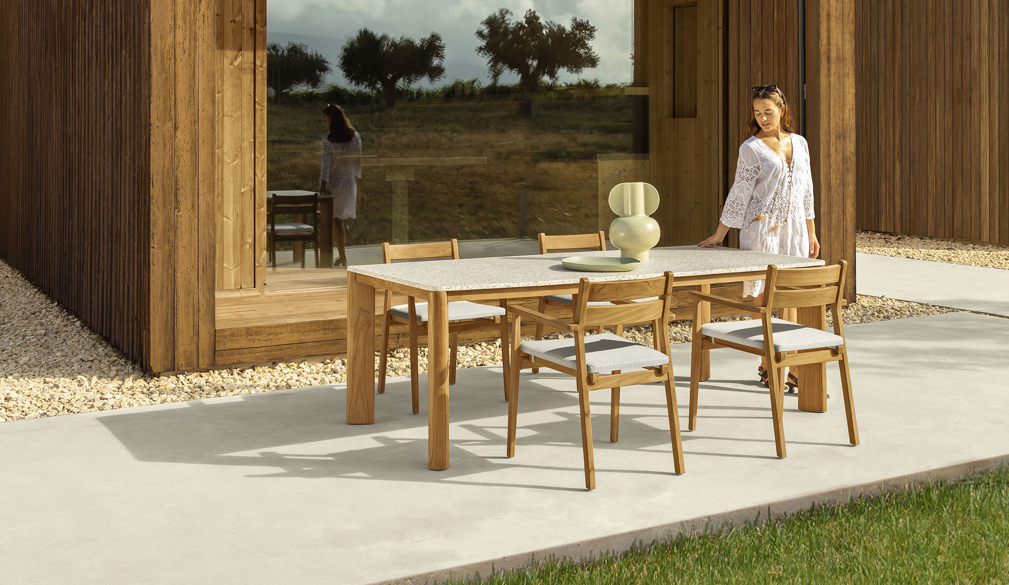 Oliver Dining Table 220×110 by Talenti – elegant rectangular outdoor table with sleek modern design and spacious surface