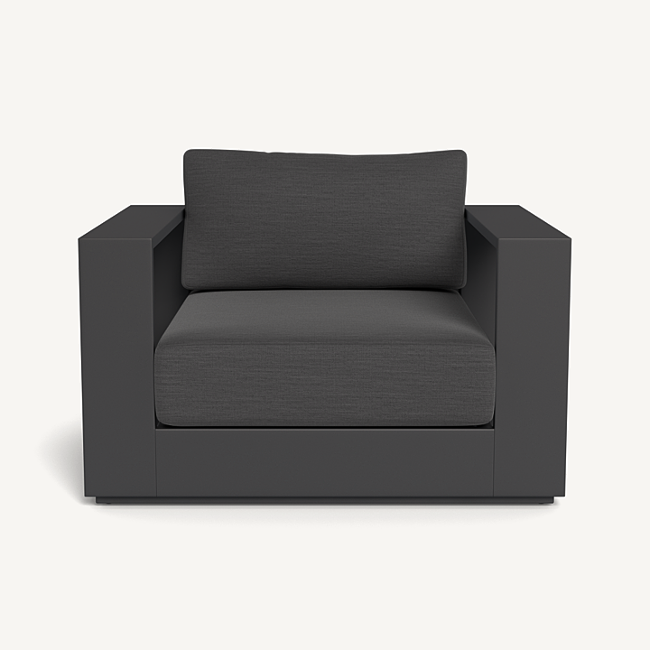 “Hayman Aluminum Swivel Lounge Chair by Harbour – modern outdoor design with 360-degree rotation”