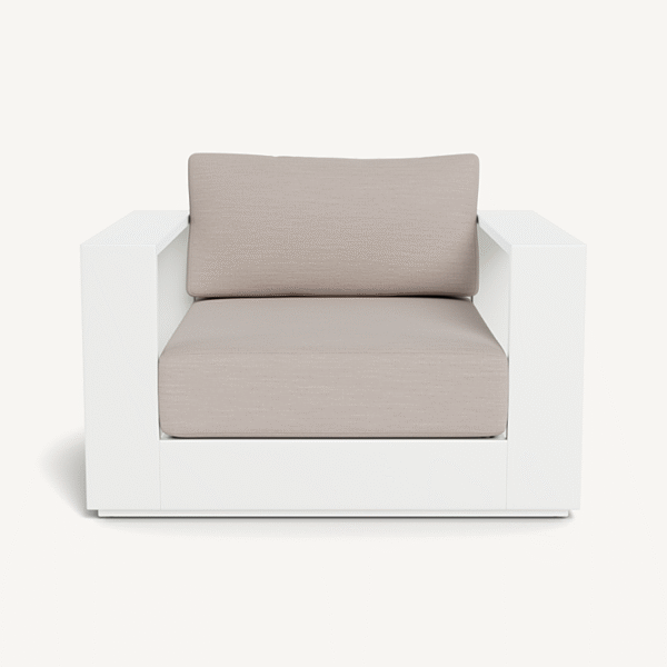 “Hayman Aluminum Lounge Chair by Harbour – sleek, modern outdoor seating”