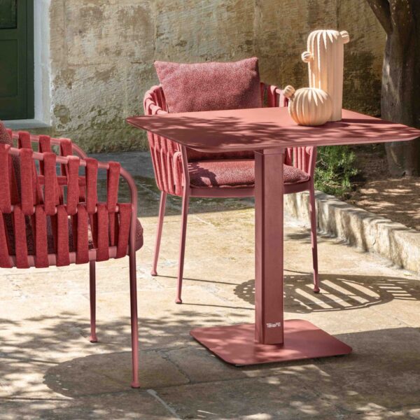 Frame Folding Table 80×80 by Talenti – compact square outdoor table with foldable design and sleek modern finish