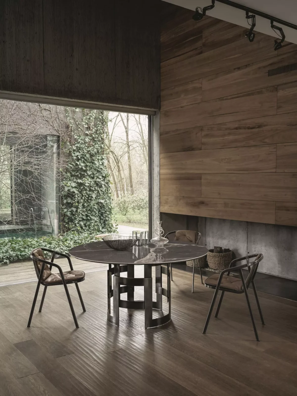 Luxury contemporary Ines outdoor furniture by Bontempi, perfect for an elegant patio in Birmingham, Michigan.