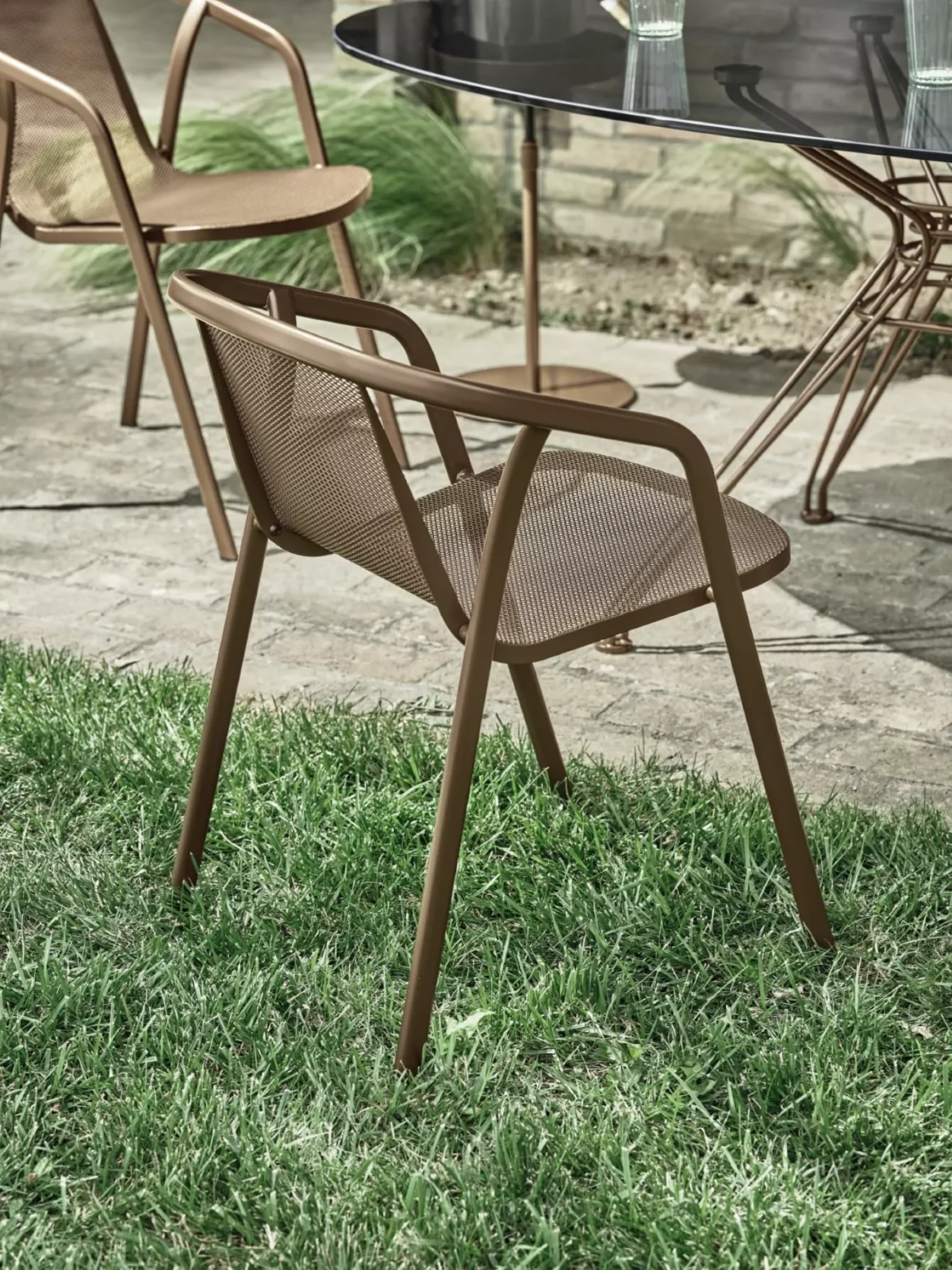 Luxury contemporary Ines outdoor furniture by Bontempi, perfect for an elegant patio in Birmingham, Michigan.