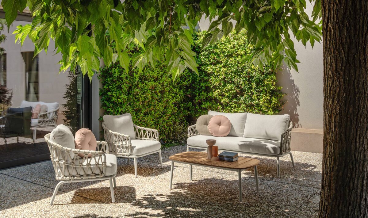 Contemporary Iris Sofa by Talentispa Italian contemporary sofa Royal Oak MI lounge
