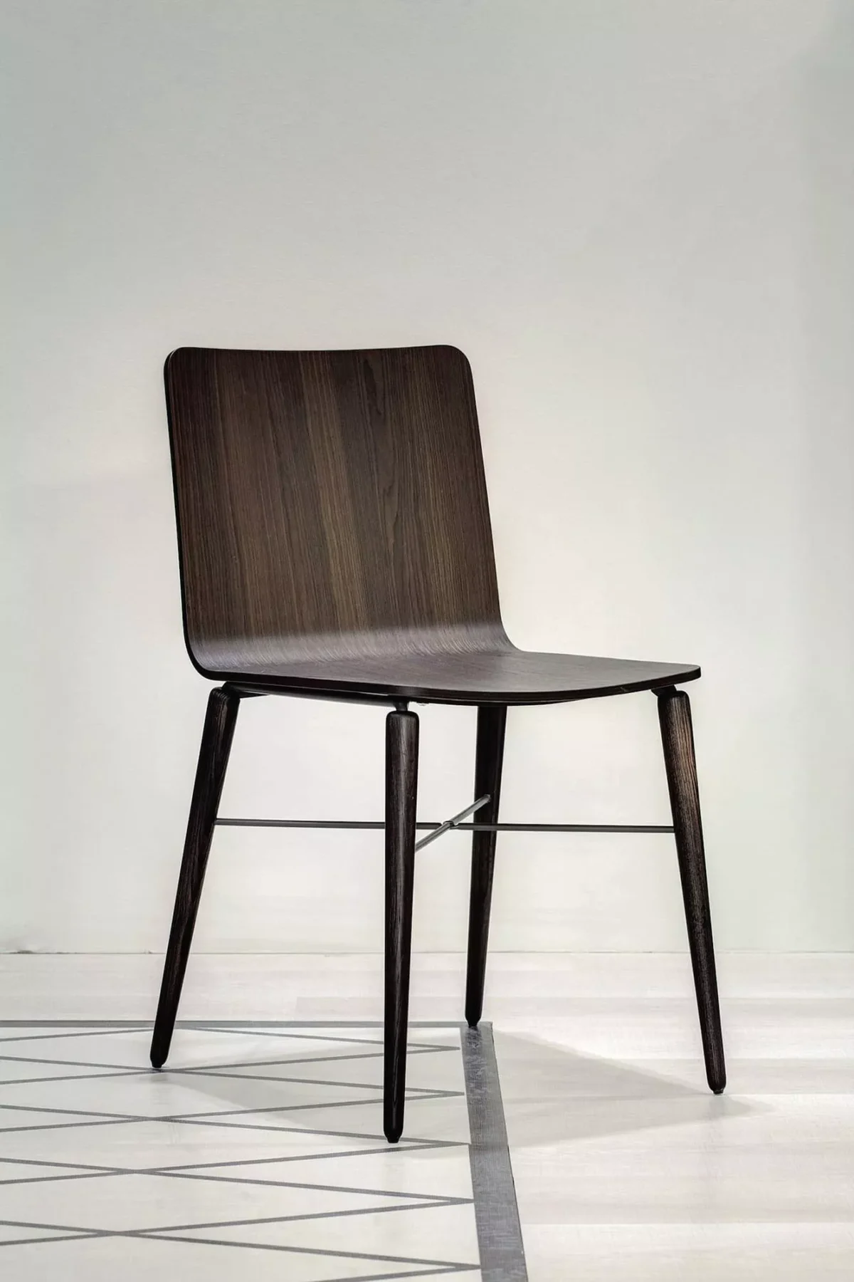 Modern dining room showcasing Kate chair by Bontempi