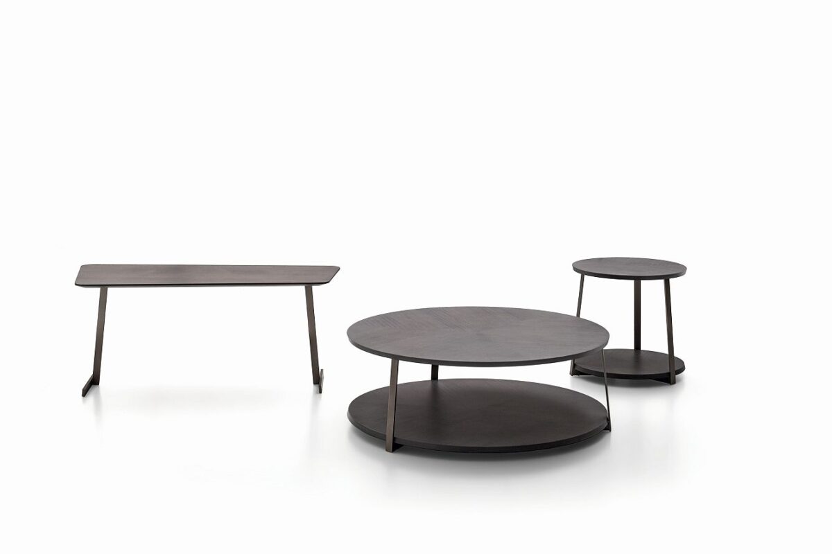 “Modern KAILUA coffee table by Ditre Italia – designer piece combining artistic shape and functional design”