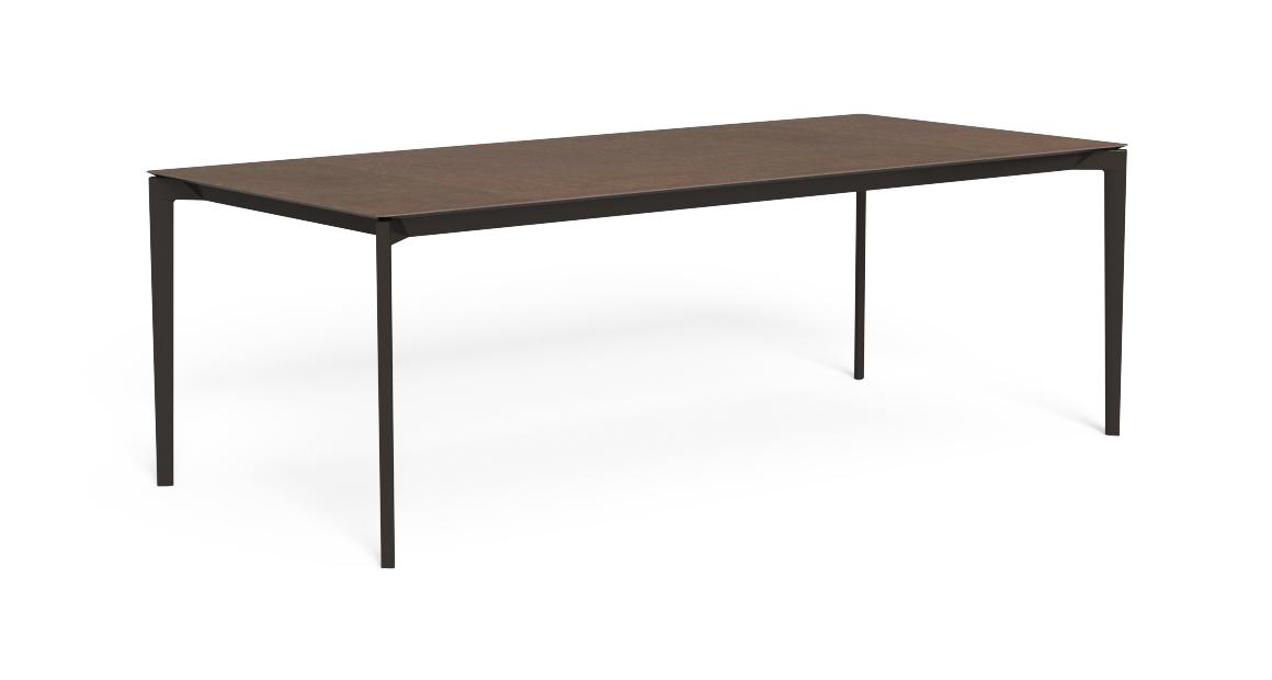 "Modern aluminum frame Leaf 220×100 table by TalentiSpa perfect for outdoor entertaining."