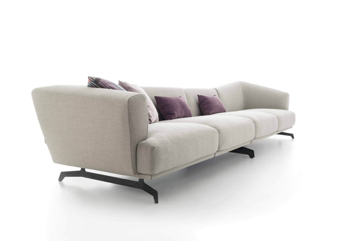 “Modern Lennox chair by Ditre Italia – stylish occasional seating with soft contours and premium materials”