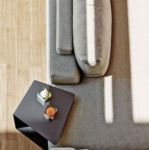 “Loman coffee table by Ditre Italia – contemporary Italian design with sleek lines and minimalist rectangular top”