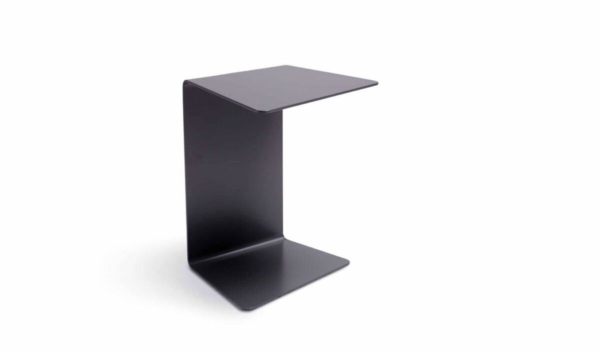 “Ditre Italia Loman – modern coffee table featuring slim metal frame and elegant low-profile surface”