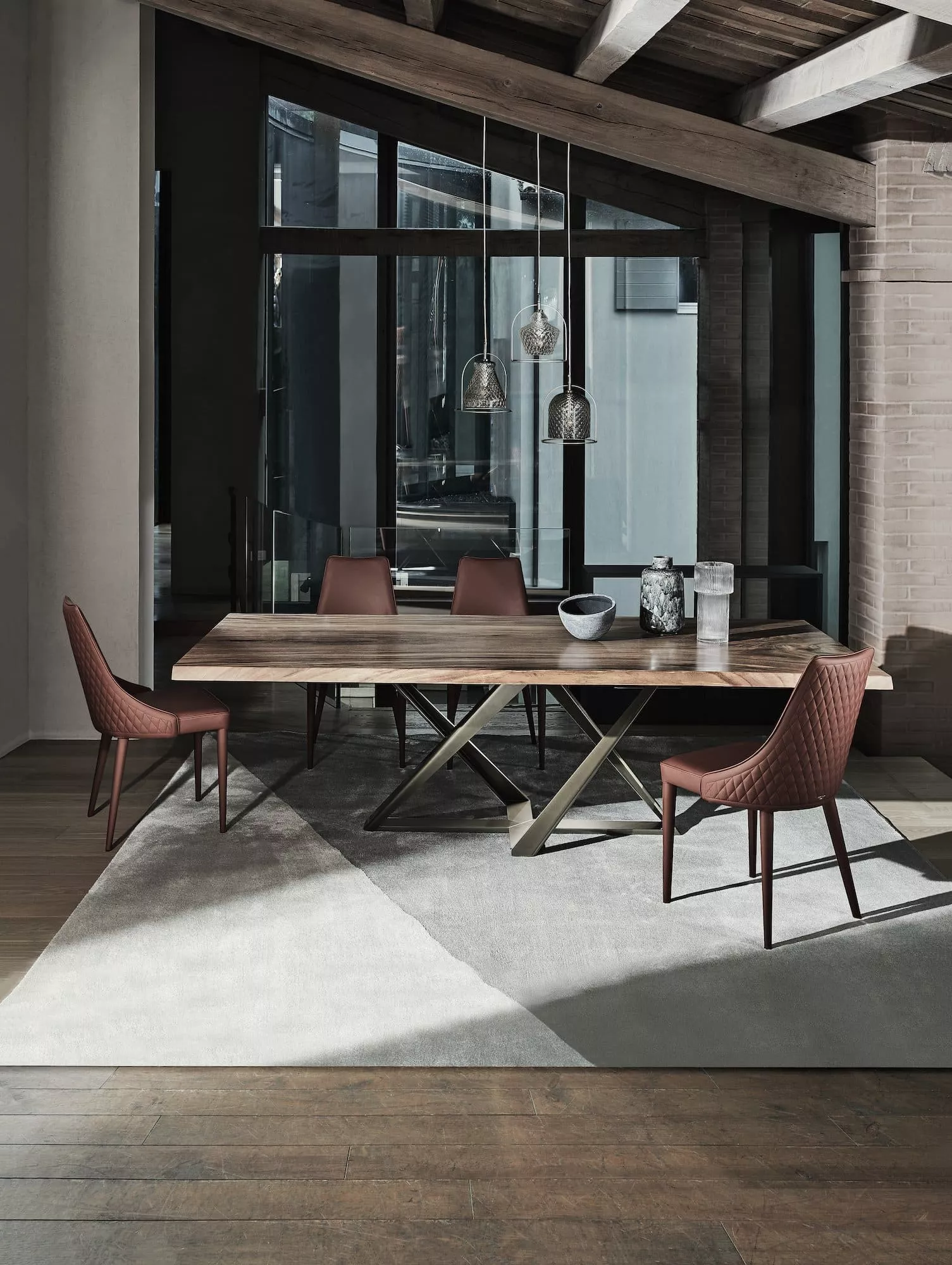 Clara by Bontempi dining chair with gently curved backrest and slender legs