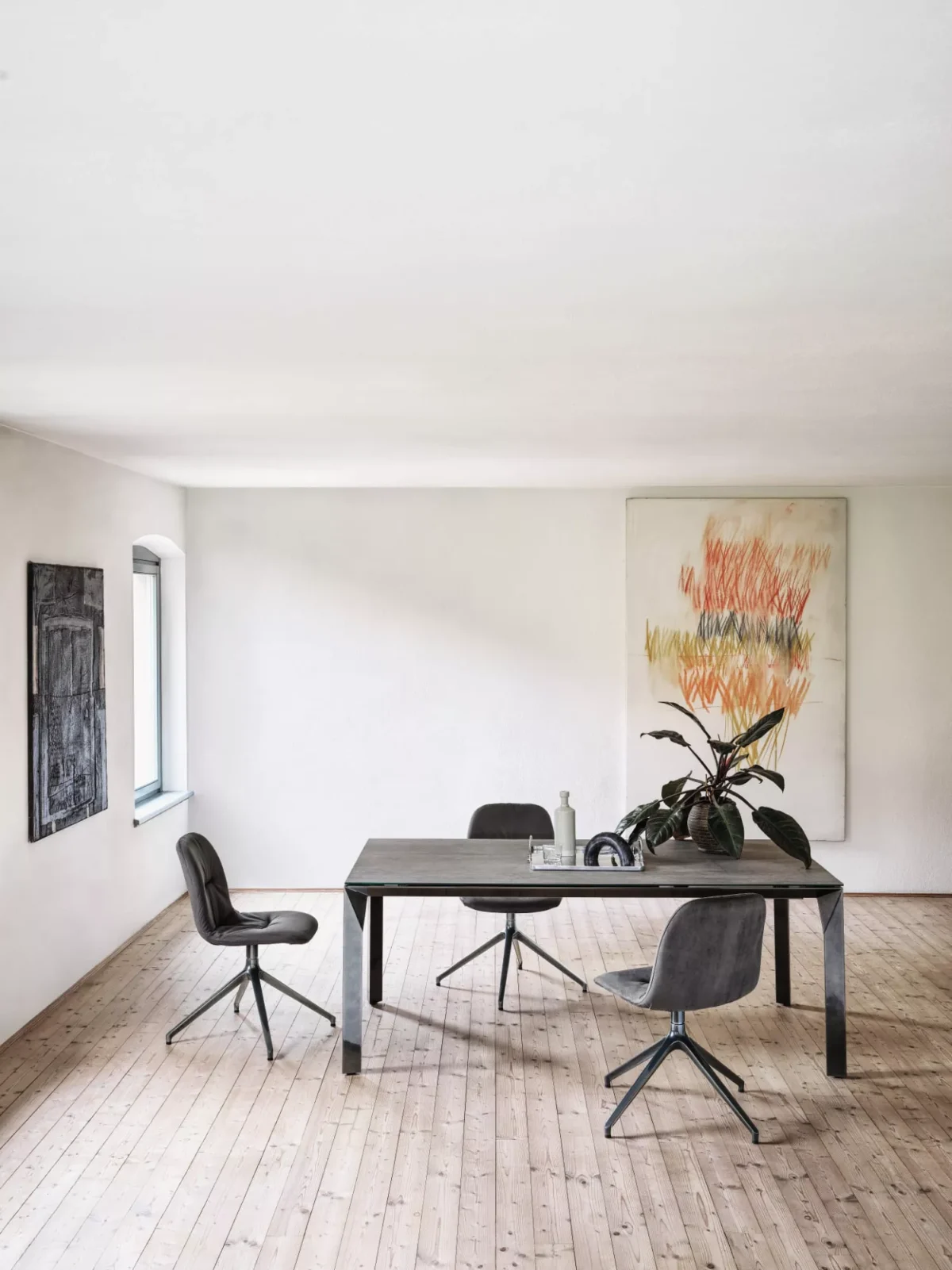 Bontempi Chantal chair in Troy, Michigan – Solid wood frame with a choice of metal or wooden legs.
