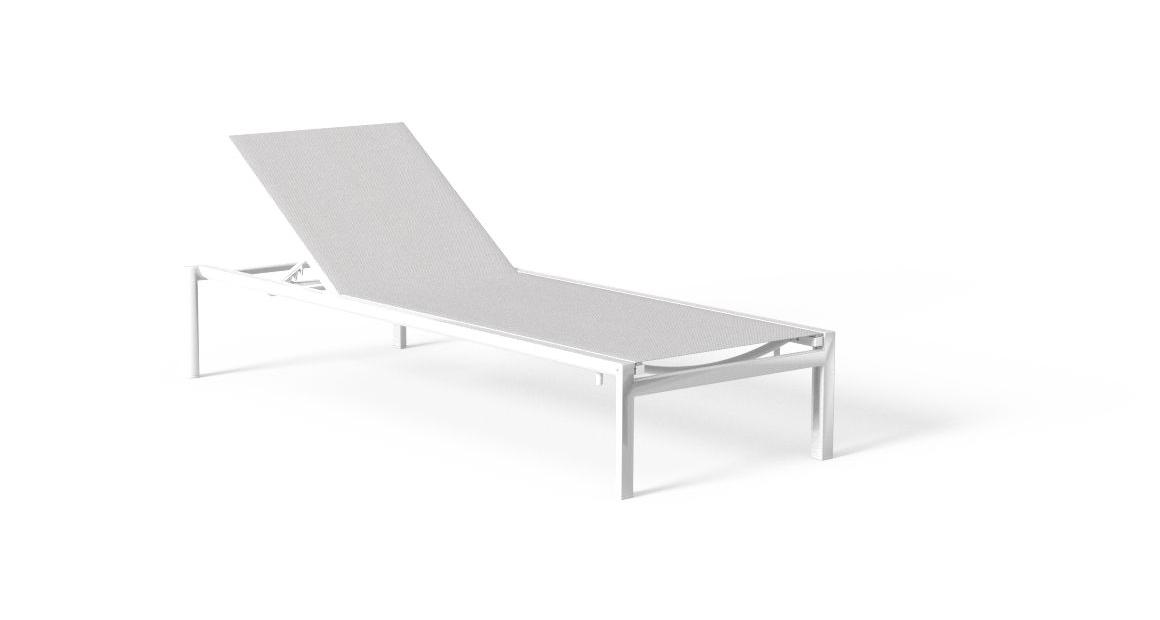 Luxury contemporary Nunù Sunbed by Talentispa, high-end Italian outdoor furniture for Birmingham, Michigan.