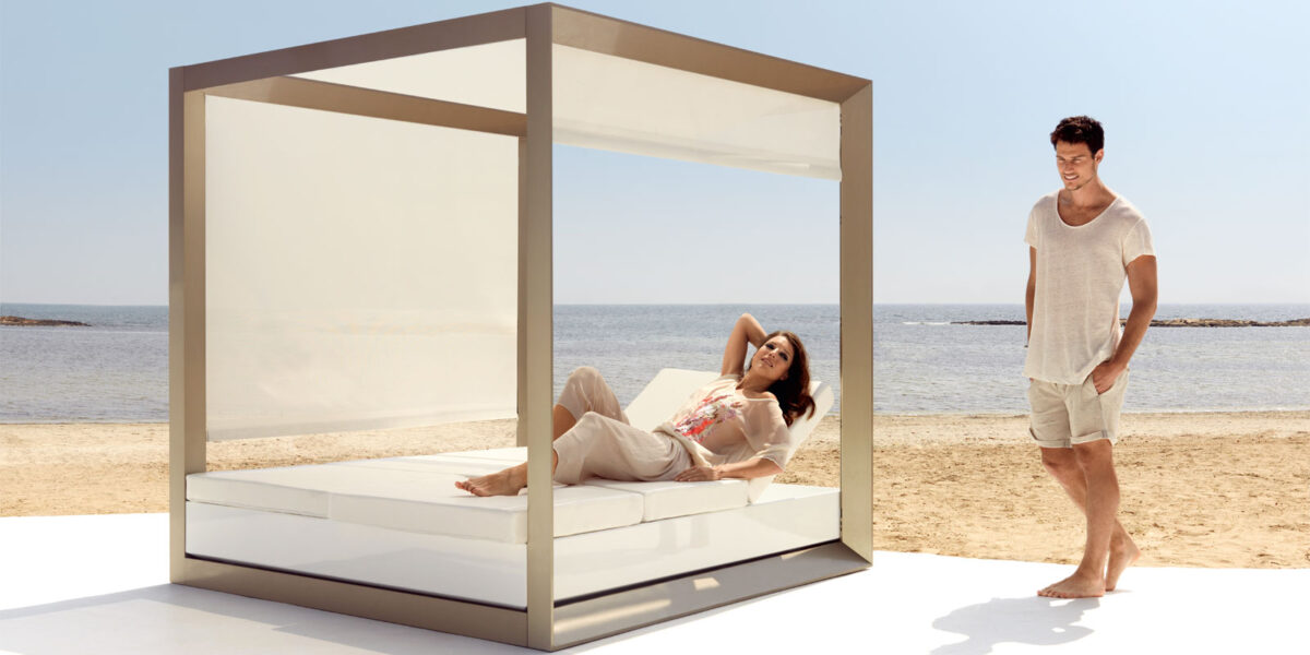 VELA CANOPY by Vondom, sleek outdoor canopy for Royal Oak, Michigan gardens.