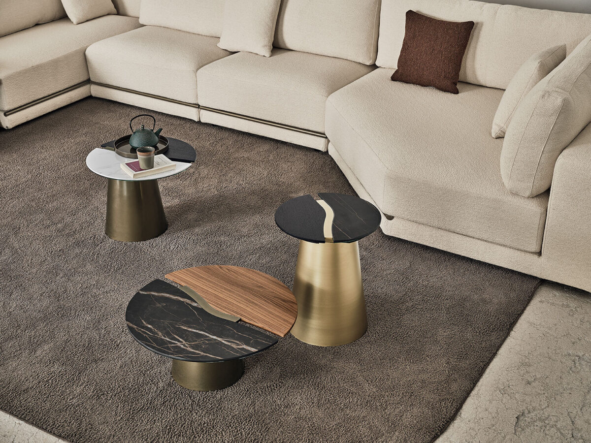 Pythagoras by Bontempi luxury Italian dining table in Royal Oak, Michigan showroom