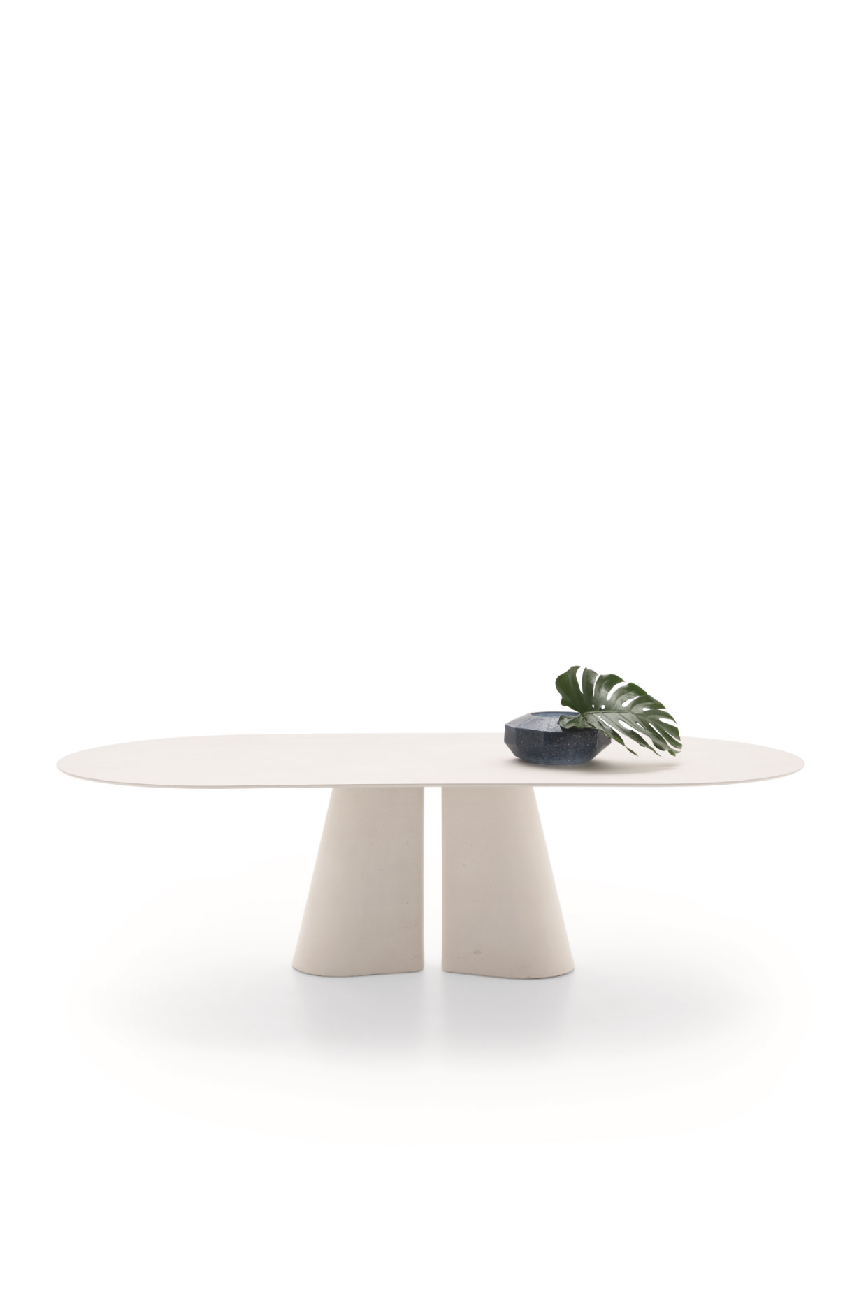 “Pillar Outdoor table by Ditre Italia – modern Italian outdoor dining table with bold cylindrical base and weatherproof top”