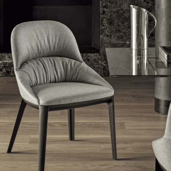 High-end Italian Queen chair by Bontempi, a modern luxury piece for Royal Oak, Michigan.