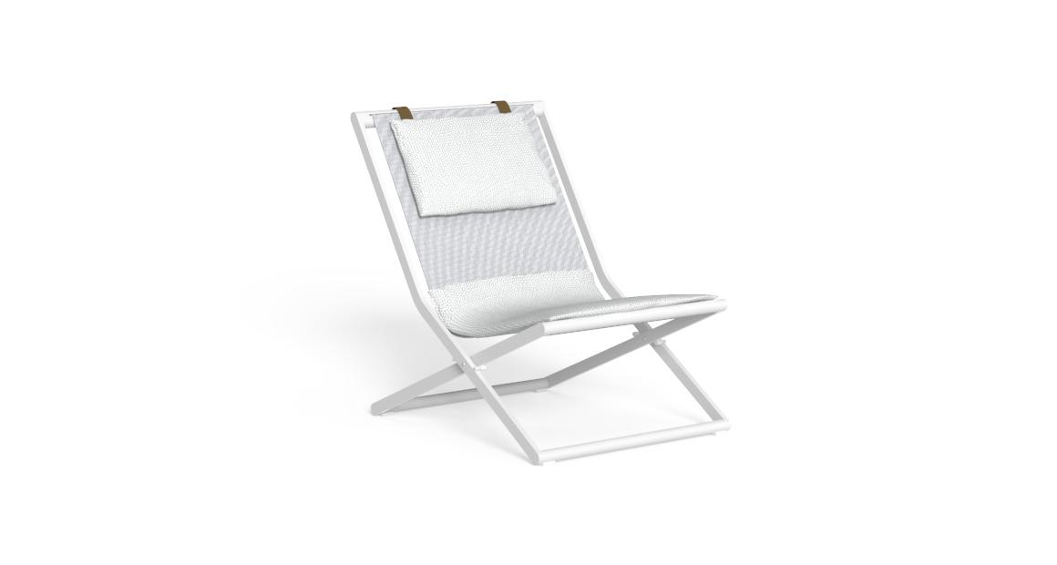 Modern Riviera Deck chair by Studio Talenti for Talentispa, high-end Italian outdoor furniture for Royal Oak, Michigan.