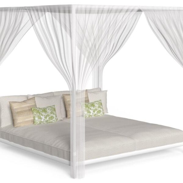 High-end Salinas Daybed by Stefano Gallizioli for Talentispa, modern Italian outdoor furniture for Troy, Michigan.