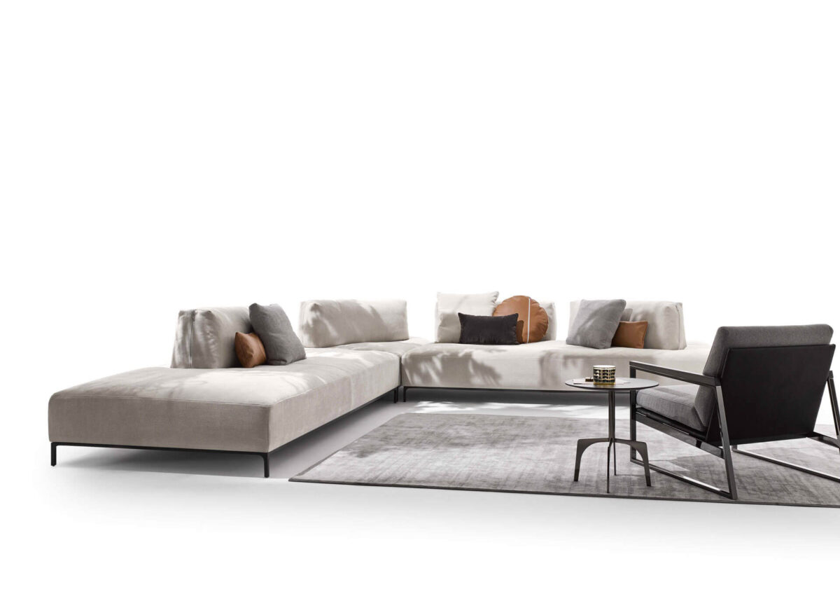 “Modern Sanders Air sofa by Ditre Italia – lightweight aesthetic with refined upholstery and sculptural form”