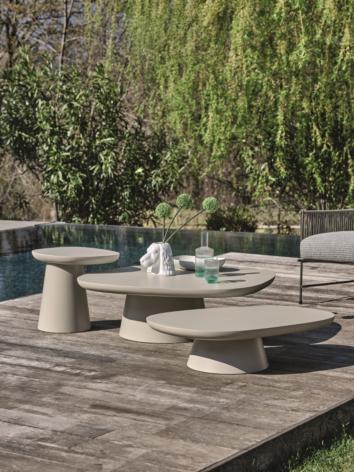 “STONE Outdoor table by Ditre Italia – modern Italian outdoor table with sculpted base and durable, weather-resistant finish”
