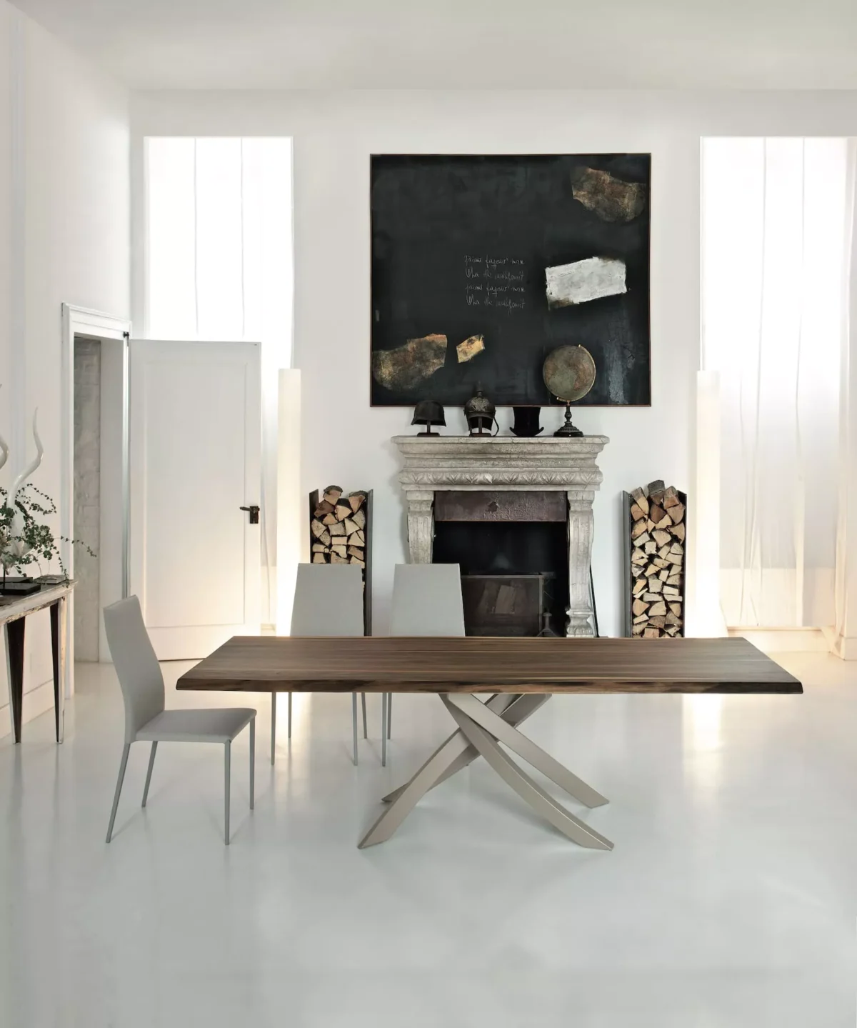 Experience refined style with Bontempi "This". Each exquisite piece brings contemporary grace and quality craftsmanship to your home.