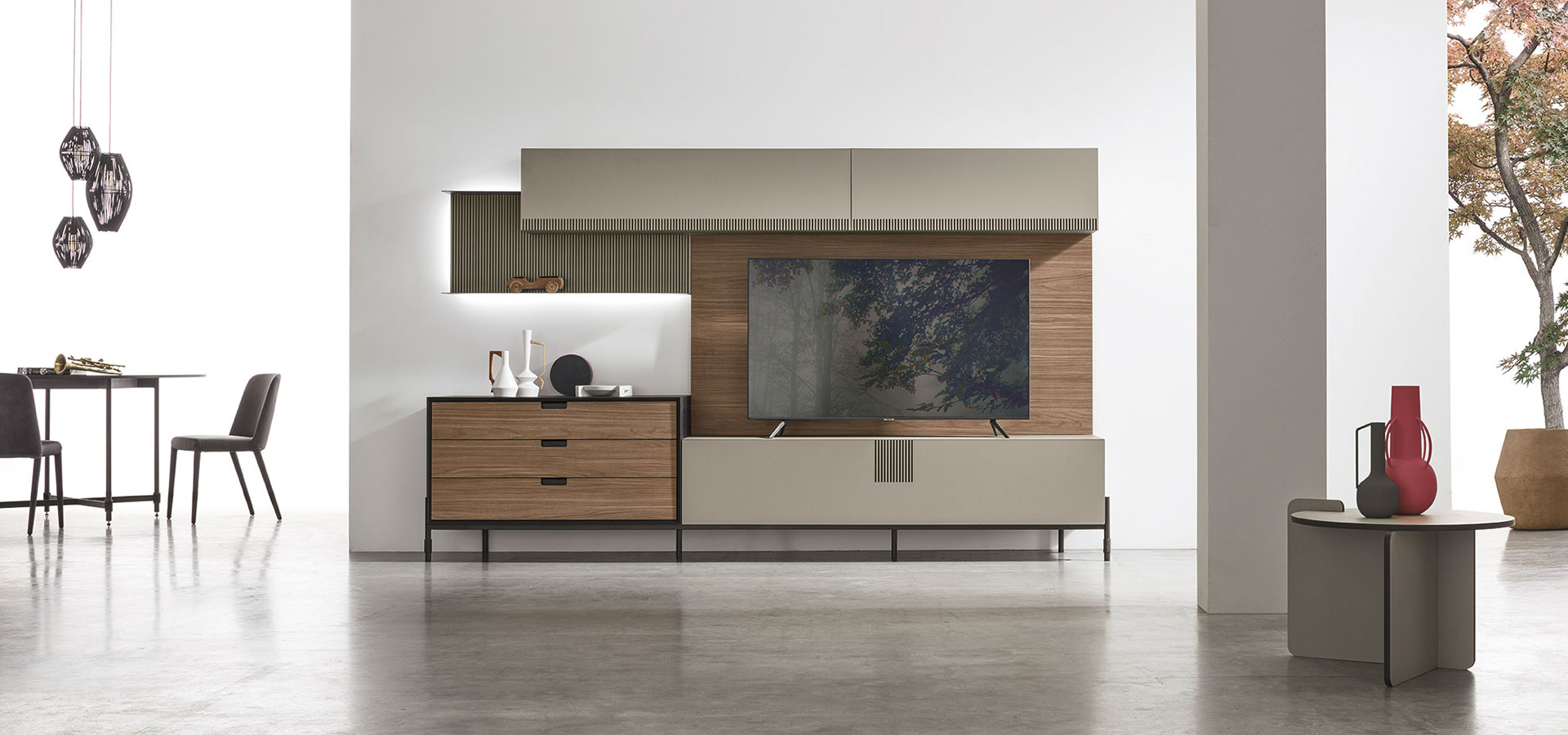 “TIME UNIT_TI 104 by Tomasella – modern Italian wall unit with integrated shelving, base cabinets, and minimalist design”