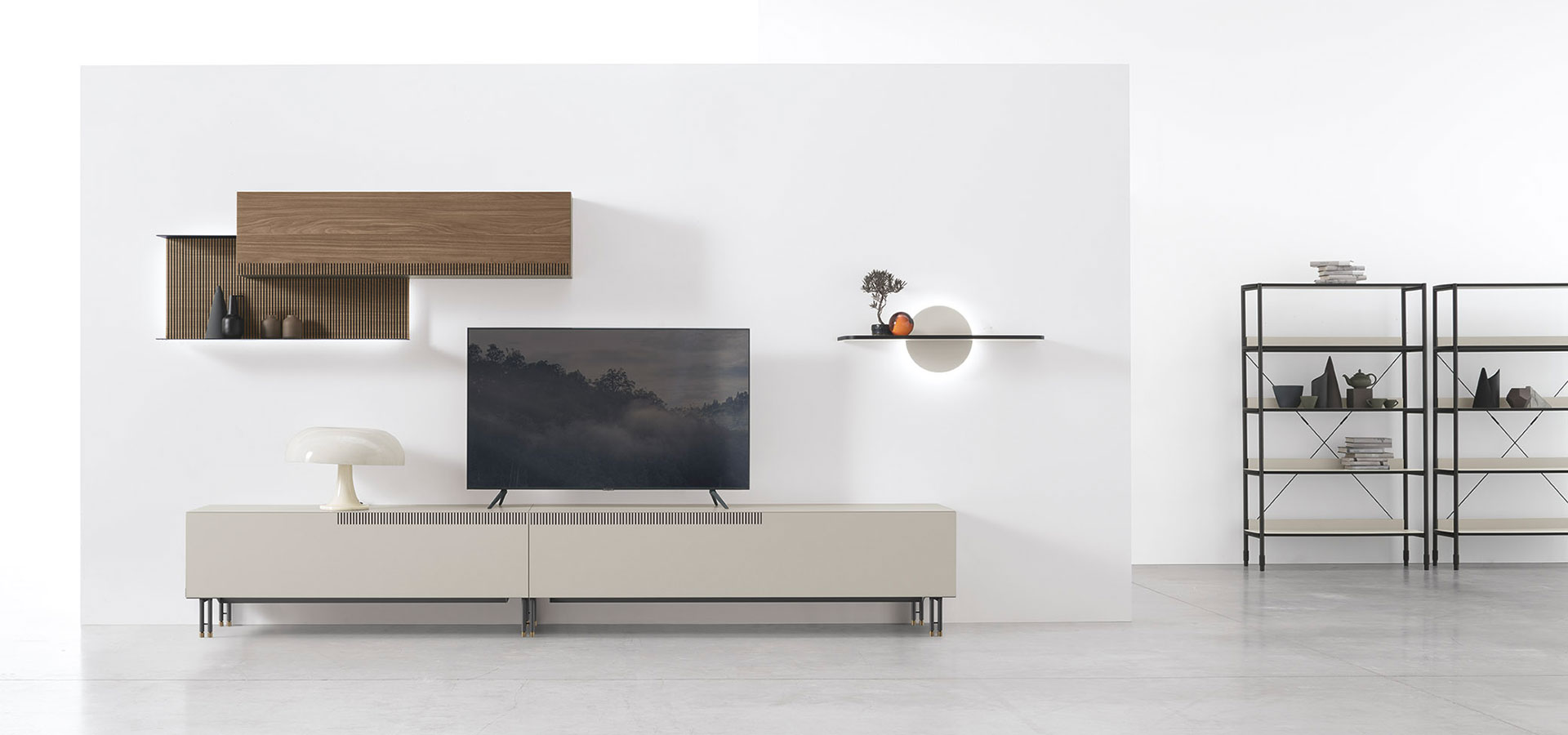 “TIME UNIT_TI 110 by Tomasella – modern Italian wall unit with sleek horizontal design, open shelving, and minimalist cabinetry”
