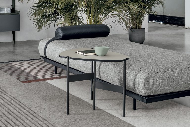 “Tavolino Plectrum by Tomasella – modern Italian coffee table with plectrum-shaped top and sleek contemporary base”