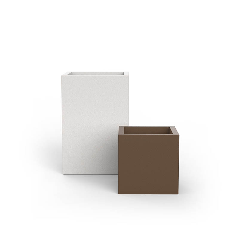Modern Spanish Cube collection by Studio Vondom, high-end minimalist outdoor table for Birmingham, Michigan.