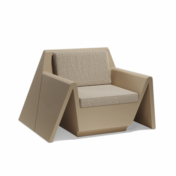 Minimalist Italian lounge chair in high-end resin material, designed by Vondom