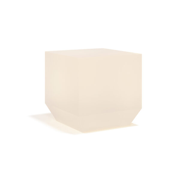 Contemporary outdoor VELA Chill Cube Lamp made from recyclable polyethylene.