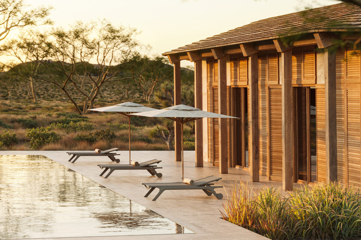 Modern Africa Sun Lounger by Eugeni Quitllet for Vondom, high-end Spanish outdoor furniture for Royal Oak, Michigan.