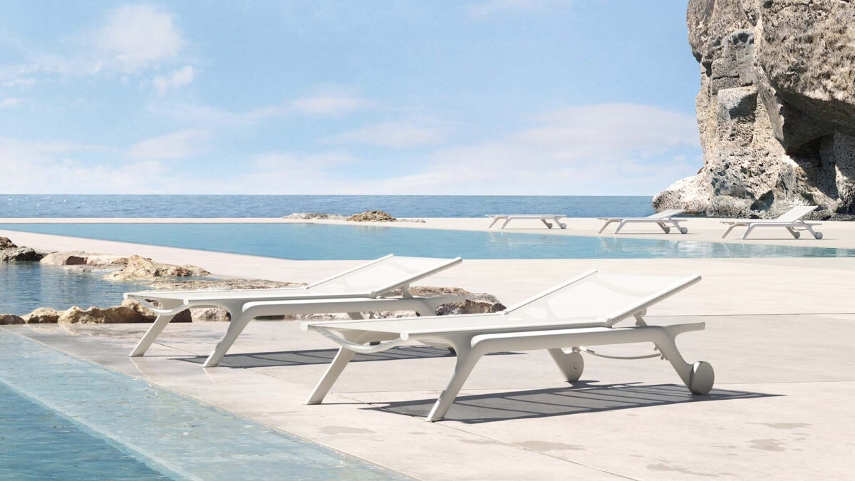 Modern Africa Sun Lounger by Eugeni Quitllet for Vondom, high-end Spanish outdoor furniture for Royal Oak, Michigan.