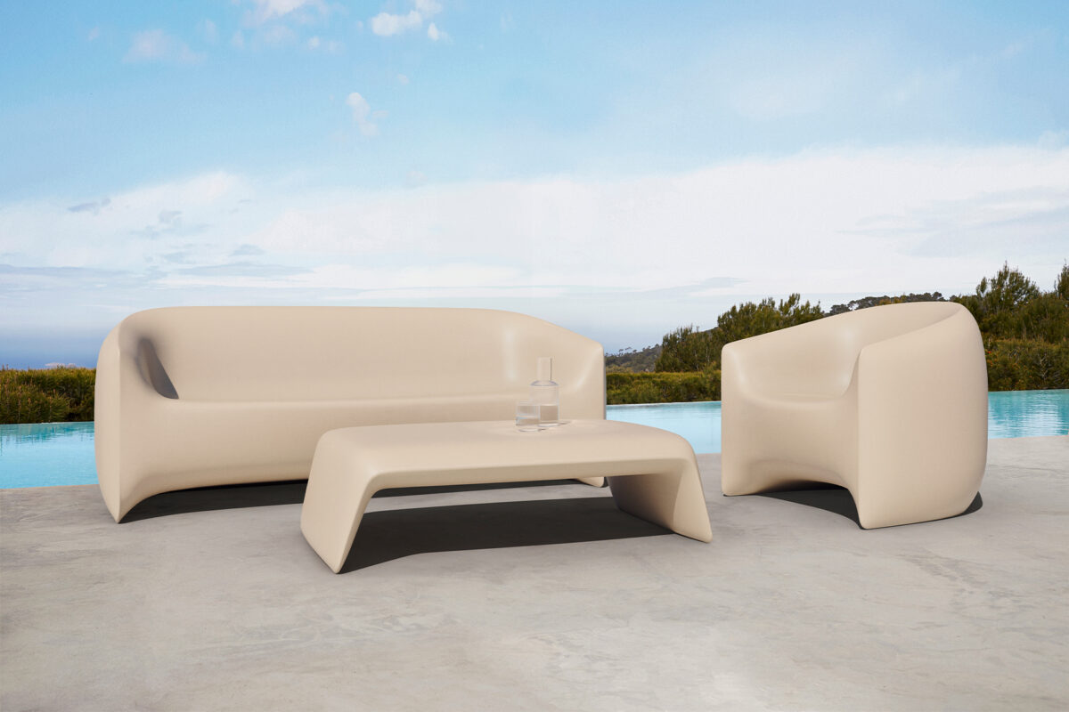Italian-designed BLOW Lounge Chair with contemporary curves