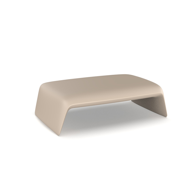 BLOW Coffee Table 120x79x35 by Vondom – modern outdoor table with curved edges and minimalist design