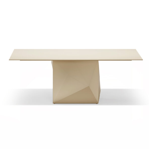 "FAZ Table by Vondom showcasing clean lines and modern craftsmanship"
