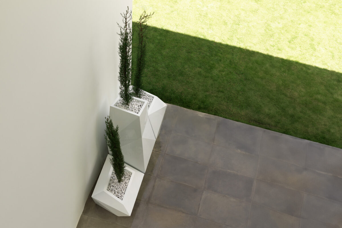 Modern Faz Pots by Ramón Esteve for Vondom, high-end Spanish design outdoor planter for Royal Oak, Michigan.
