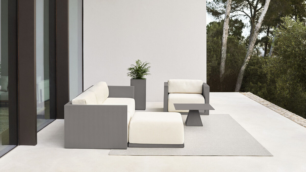 High‑end GATSBY Lounge Chair by Vondom Italian luxury lounge chair Birmingham Michigan living area Sources Ask ChatGPT