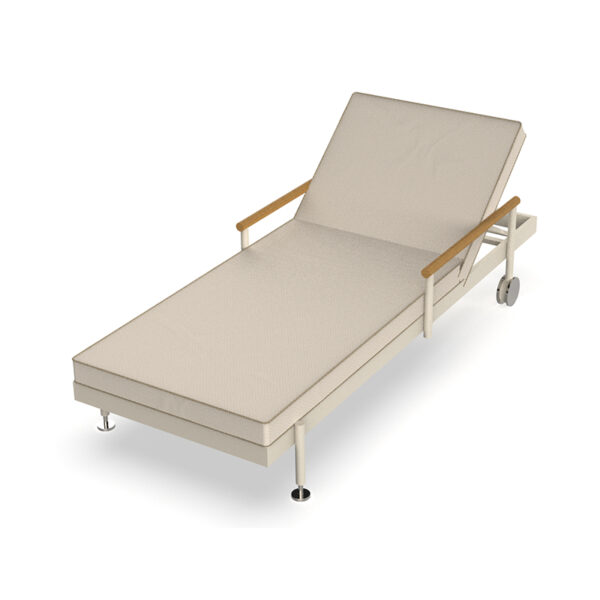 Luxury contemporary Hamptons Sun Lounger by Ramón Esteve for Vondom, high-end Spanish outdoor furniture for Birmingham, Michigan.