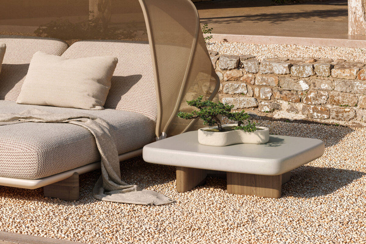 High-end Milos Nano Planters by Vondom, modern Spanish luxury table accents for Troy, Michigan.