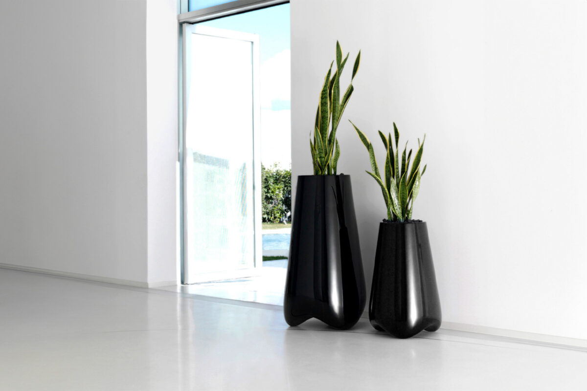 Pal Planters by Vondom – Durable, minimalist planters for upscale outdoor spaces in Royal Oak.