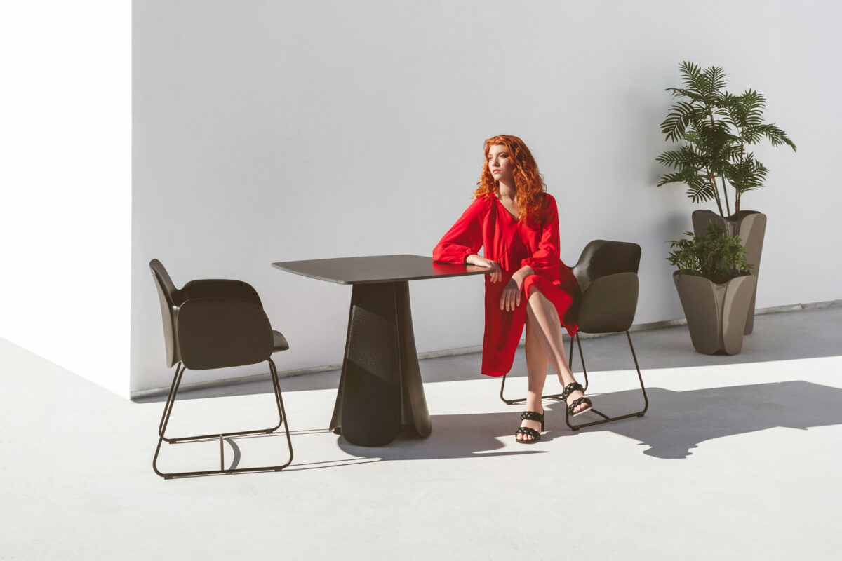 Pezzettina Planters by Vondom – Sleek, stylish planters for refined outdoor areas in Royal Oak.