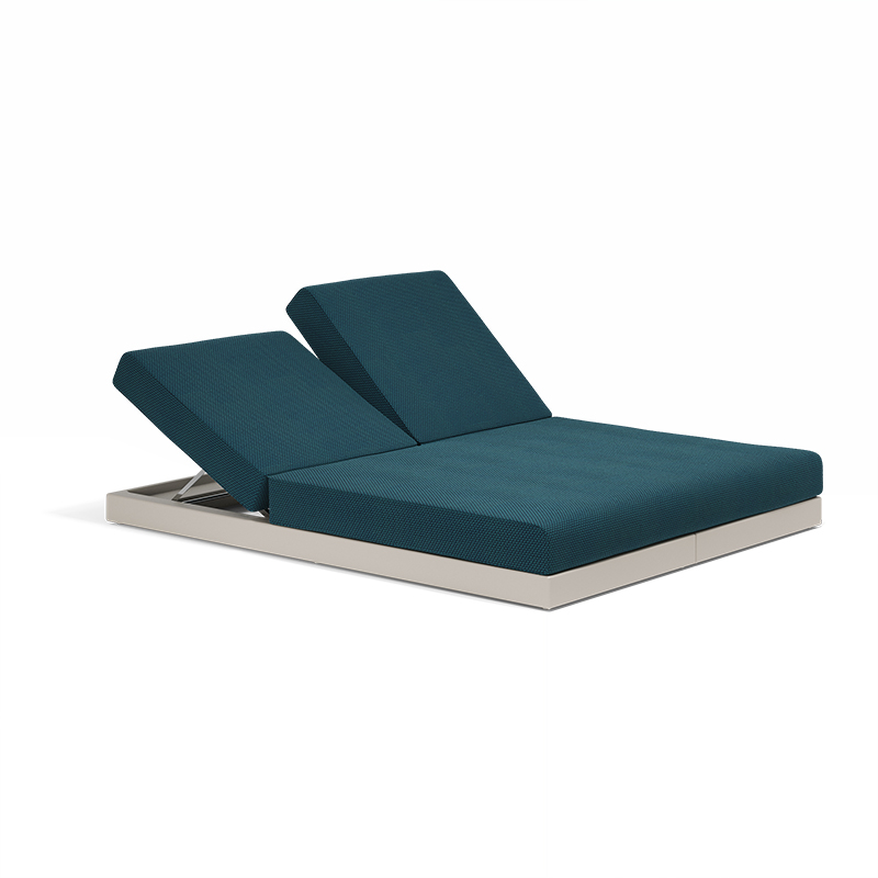 PIXEL Daybed by Vondom – modular outdoor daybed with flexible design and contemporary comfort