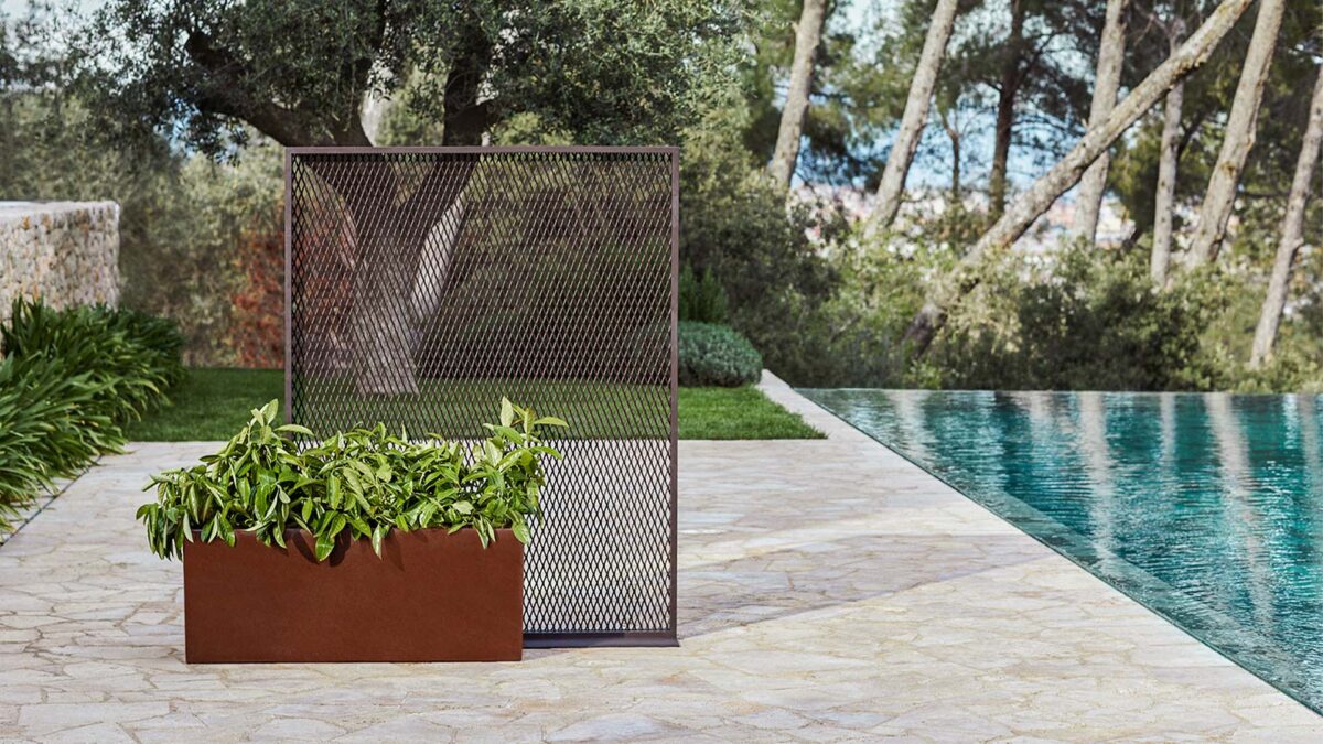 Stylish THE FACTORY AREA DIVIDER by Vondom, perfect for contemporary spaces in Troy, Michigan.